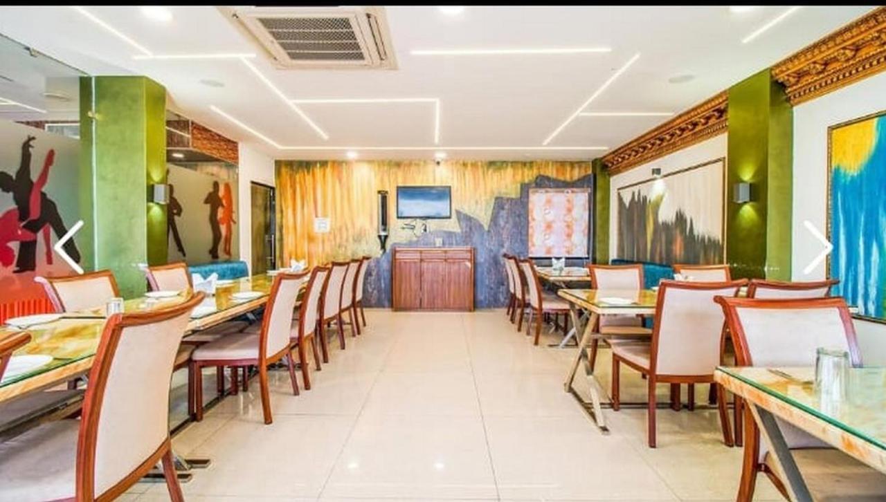 Hotel Eleven Heights ,Bhopal Dış mekan fotoğraf