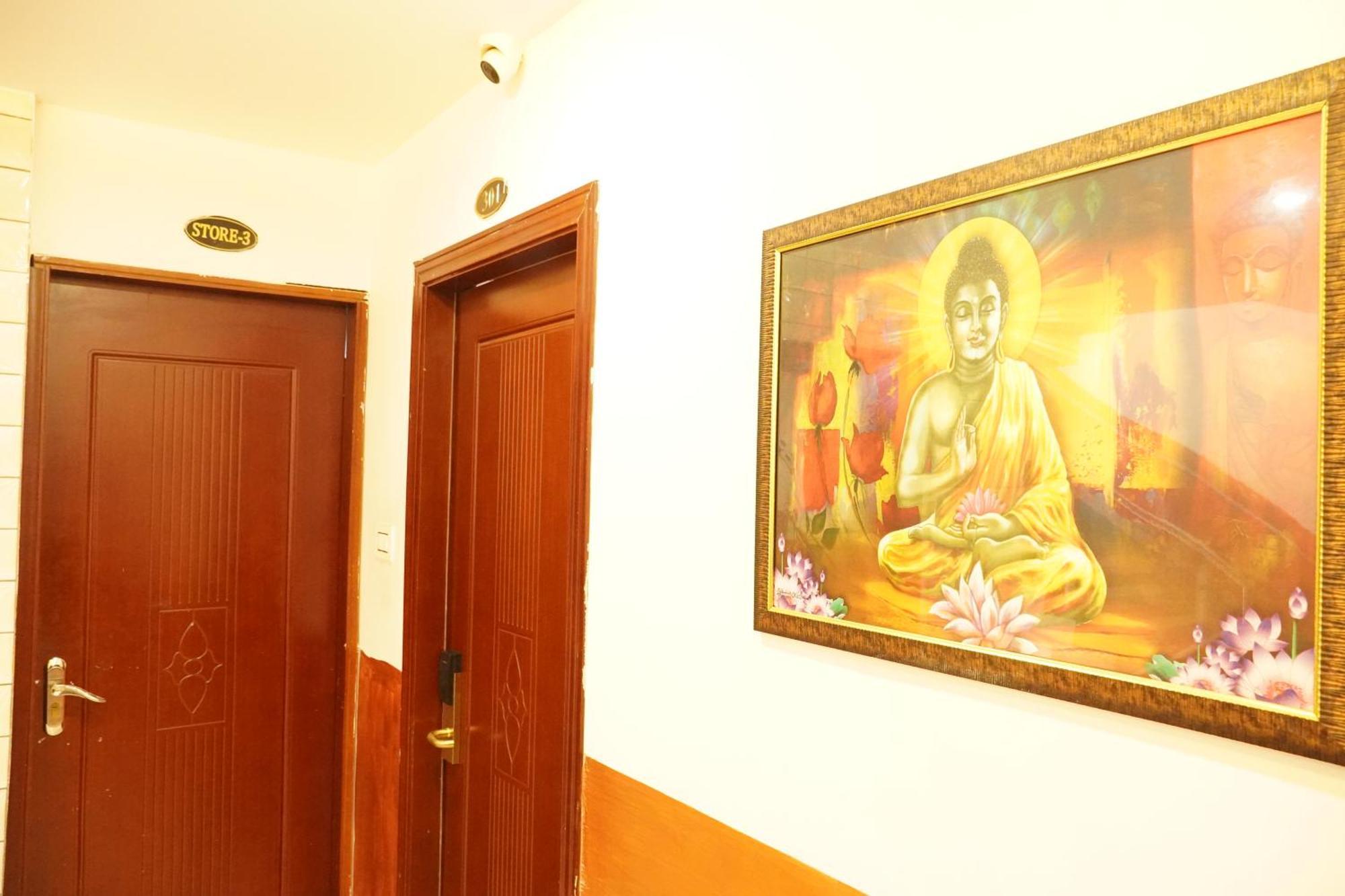Hotel Eleven Heights ,Bhopal Dış mekan fotoğraf